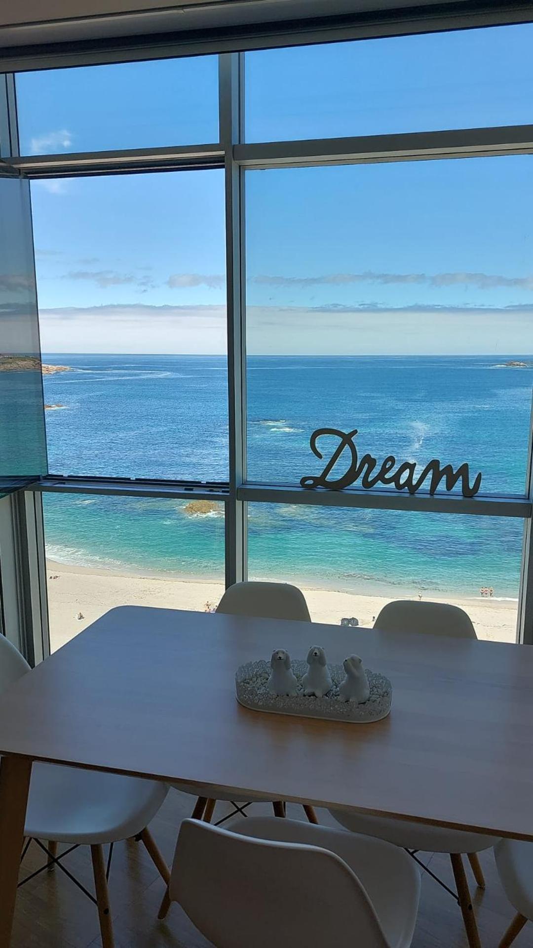 Vivienda Con Increibles Vistas A La Playa De Riazor Apartamento Corunha Quarto foto